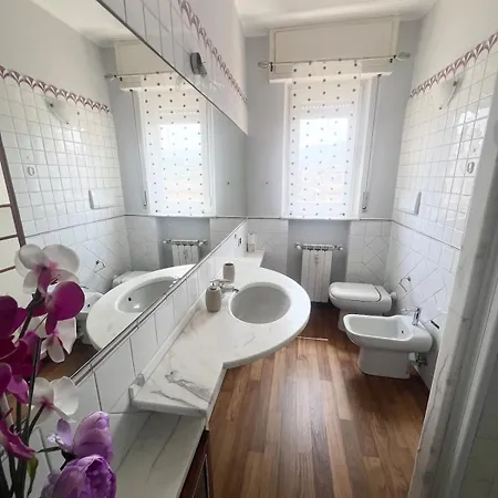 Aurum 360 Attico Deluxe Apartment La Spezia
