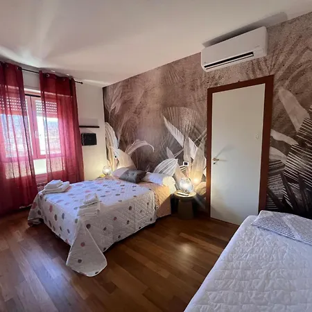 Aurum 360 Attico Deluxe דירה לה ספציה