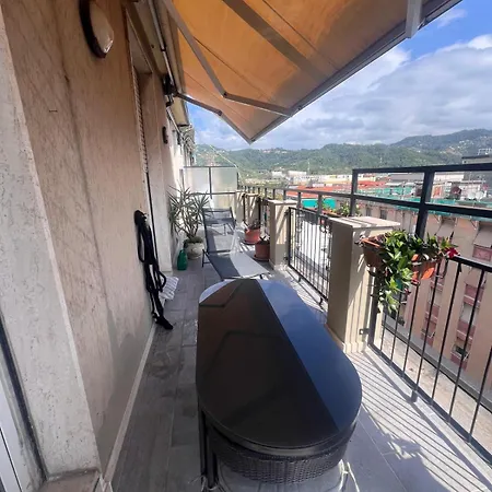 דירה Aurum 360 Attico Deluxe לה ספציה