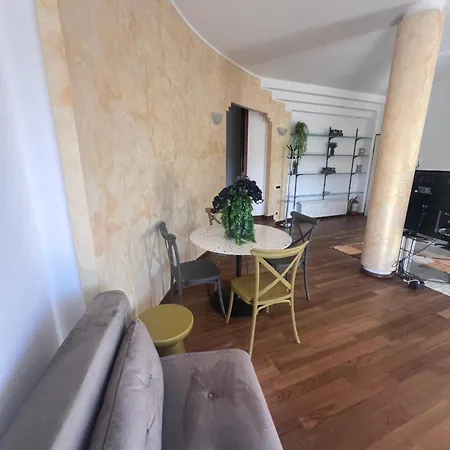 דירה Aurum 360 Attico Deluxe לה ספציה